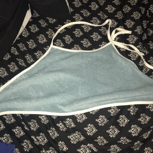 Fashion Nova Tops - A halter tie top green minty color Fashion Nova Tops - A halter tie top green minty color
